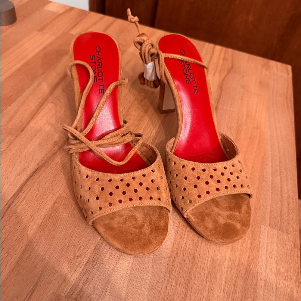 Charlotte Stone Heels women’s size 8.